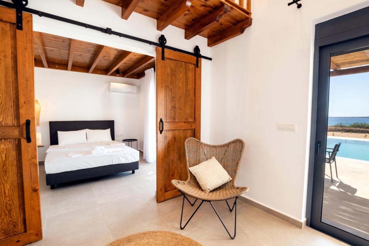 Cato Agro 4, Seafront Villa With Private Pool Afiartis Exterior foto